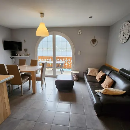 Du Duplex Vue 180 Avec Piscine