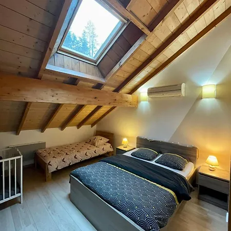 Du Duplex Vue 180 Avec Piscine ג'רארדמר
