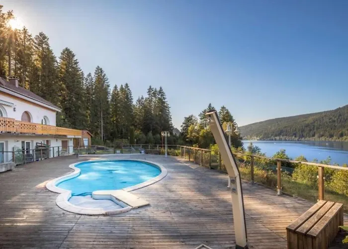 アパート Du Duplex Vue 180 Avec Piscine ジェラールメ